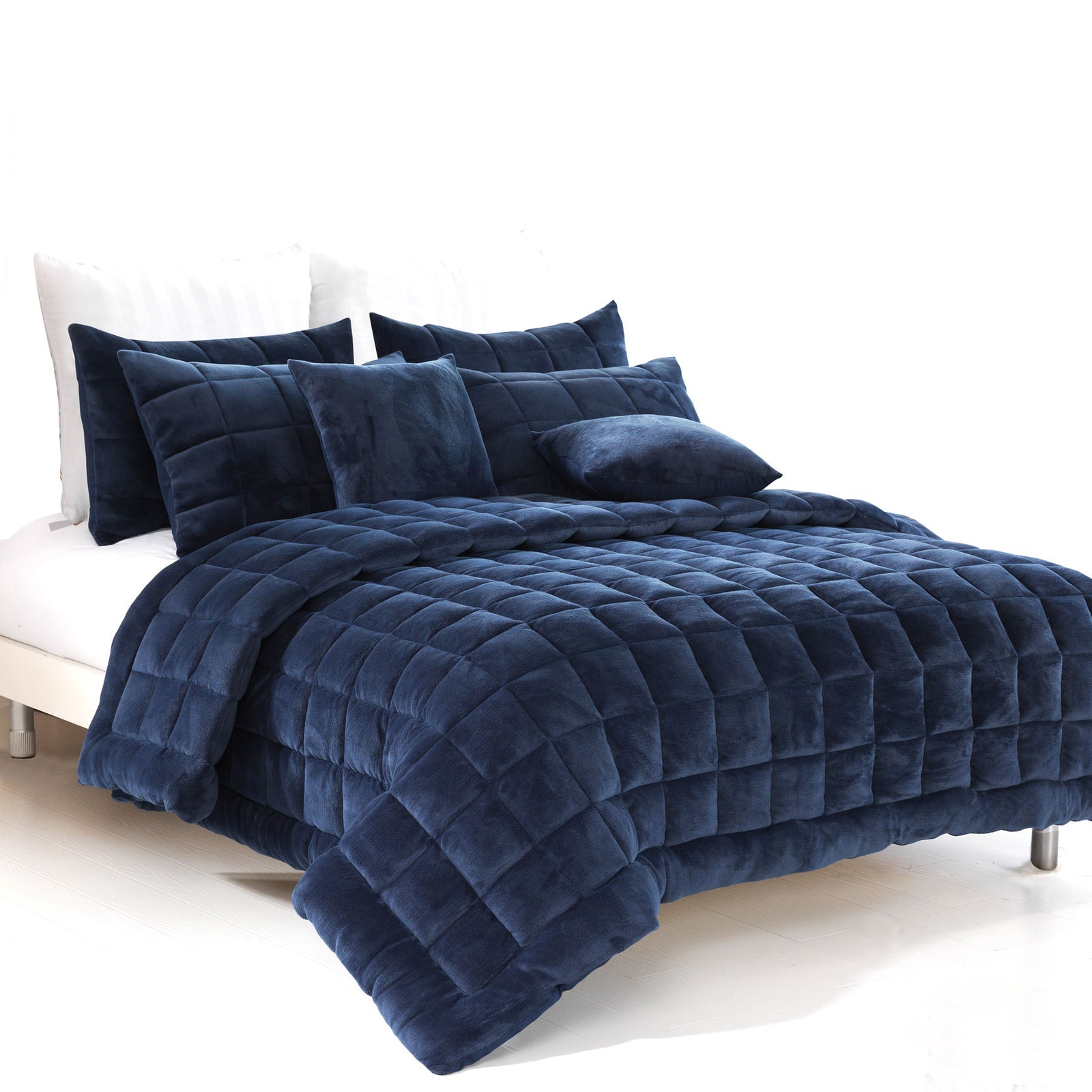 Alastairs Augusta Faux Mink Quilt / Comforter Set | Navy | Super King