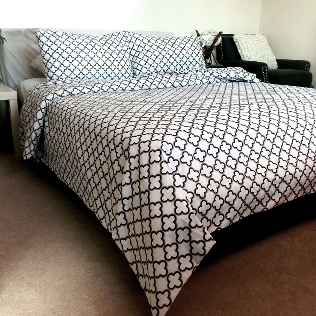 Mia White 100% Cotton Quilt Cover Set | Queen