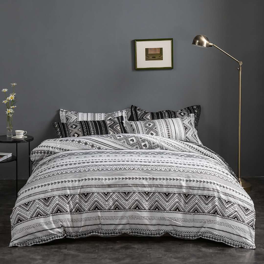 Hugo | Reversible | Super King Size | Duvet Quilt Cover Set