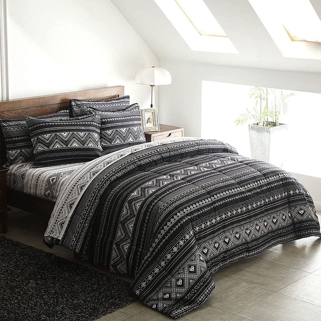 Hugo | Reversible | Super King Size | Duvet Quilt Cover Set