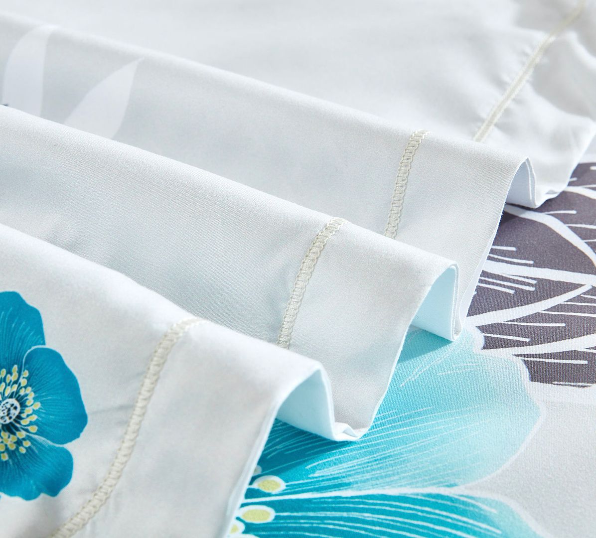 Braithe Floral Quilt Cover Set | Queen Size