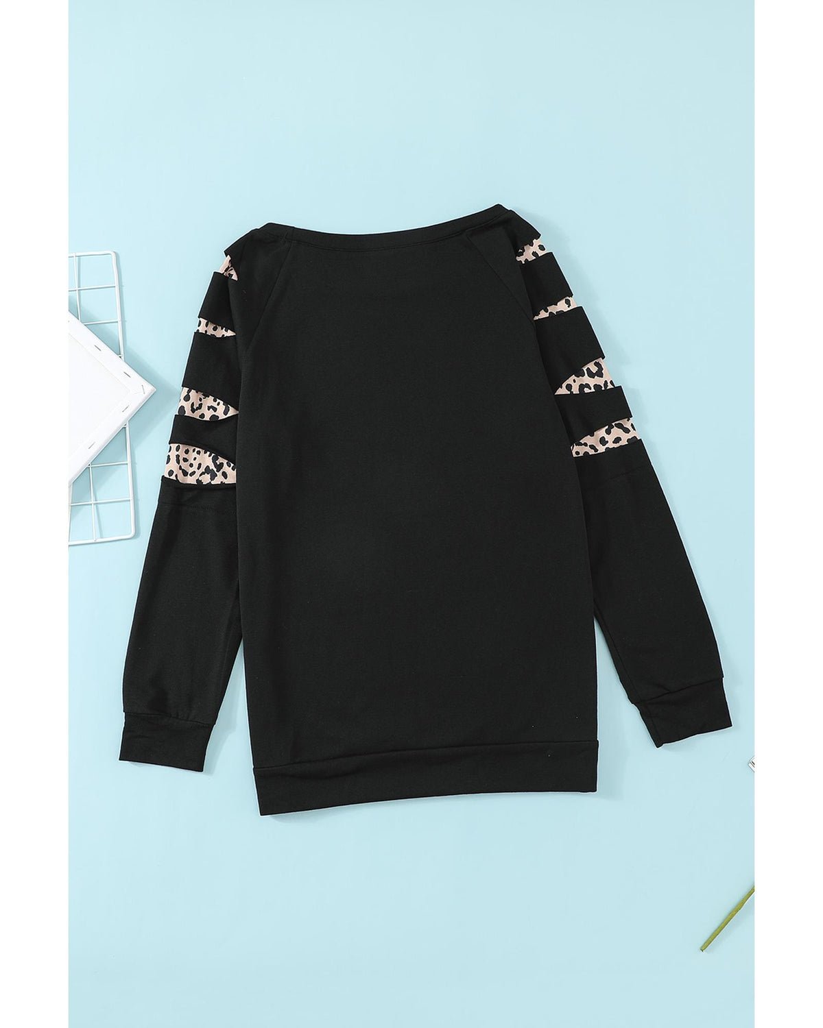 Azura Exchange Black Sweatshirt - XL