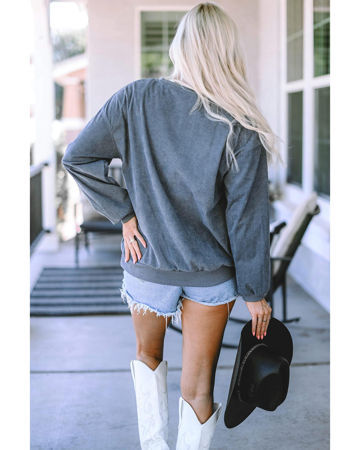 Azura Exchange Saddle Up Graphic Sweatshirt - L