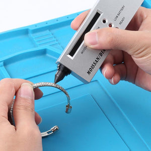 Portable Moissanite & Diamond Tester | Silver | 9V Battery-Powered