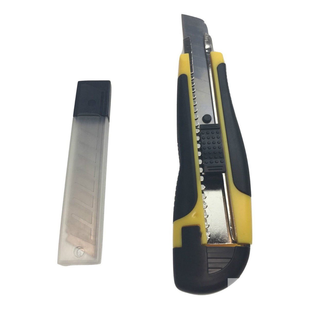 Box Cutters | 3x Pack | 18mm Retractable Snap-Off Razor | Durable Bulk Utility Knives