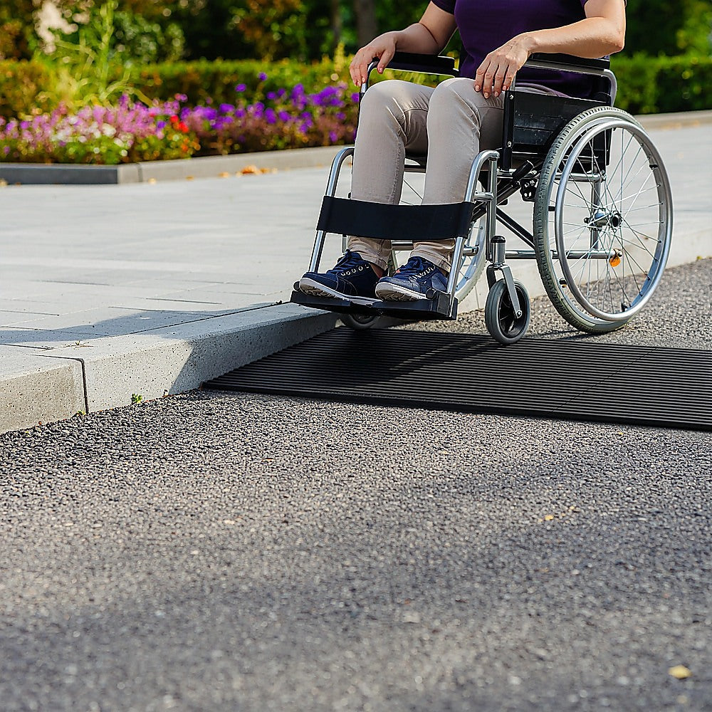Cuttable Threshold Ramp | Rubber Wheelchair Ramp | Solid 4 cm Rise | 90 cm Wide