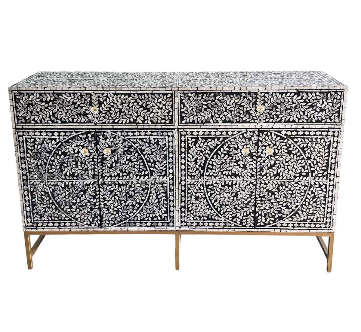 Mother of Pearl Grandiose Sideboard | Luxurious Storage