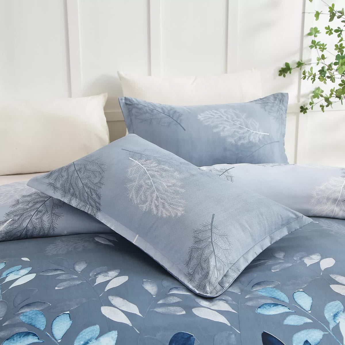 Timeless Design Plaid Duvet Cover Set | Lightweight | King