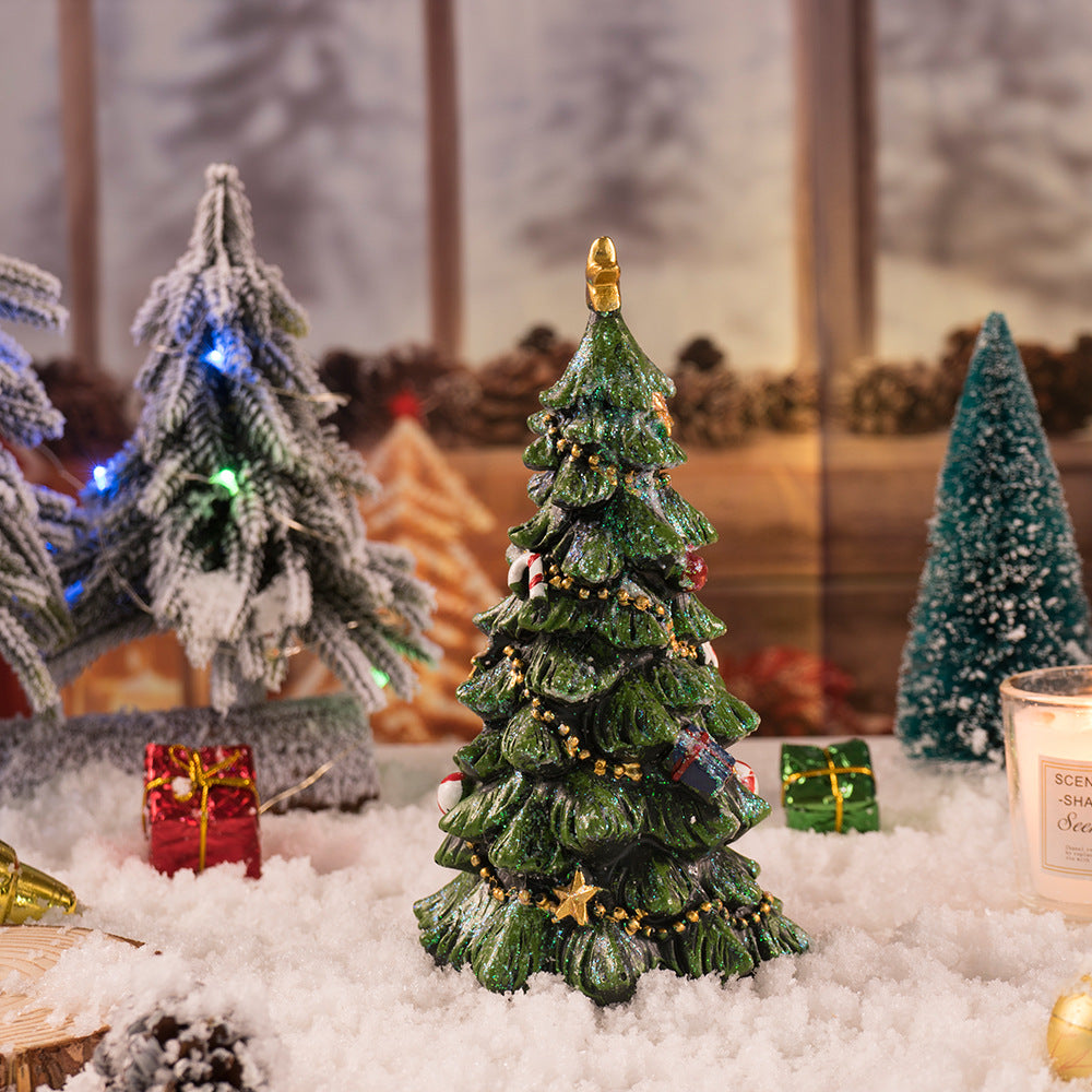 Christmas Tree Figurine | Festive Resin Decoration | Ornaments | 17cm | Holiday Decor
