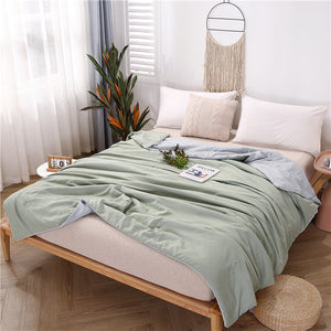 Green Cotton Summer Quilt | Soft & Breathable | Lightweight Blanket for Air-Conditioned Spaces