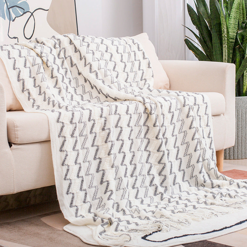 130x180cm White & Grey Knitted Throw Blanket | Modern Design with Tassels | Soft & Lightweight | Sofa, Bed & Office