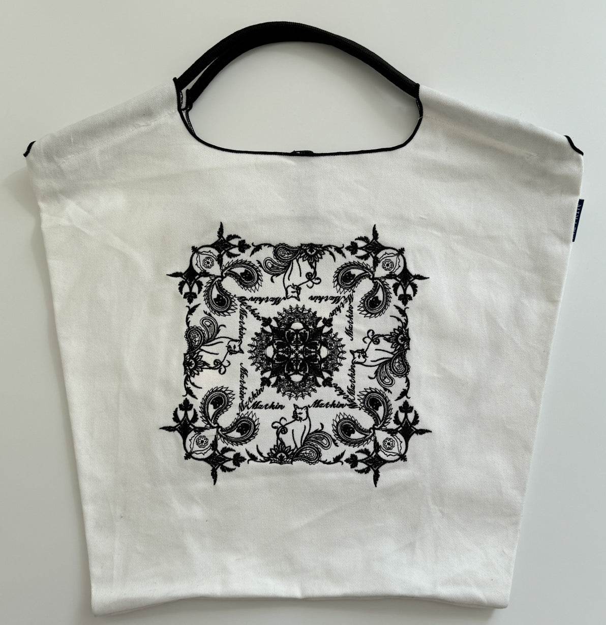 Canvas Tote Bag | Printed | Water-Resistant | Large Capacity | White Cashew Flower