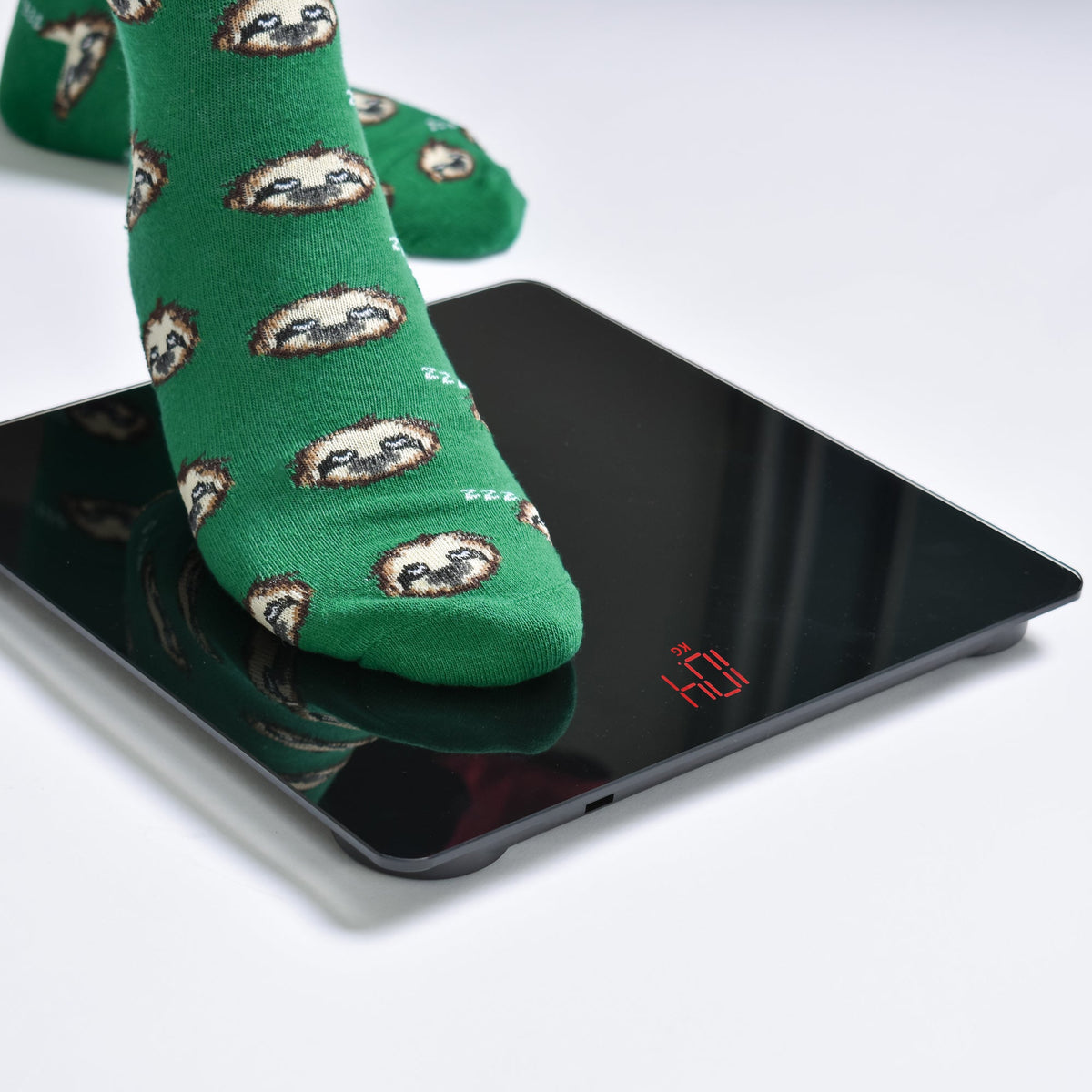 Clevinger Digital Glass Bathroom Scale | Max Capacity 180KG, Modern Design