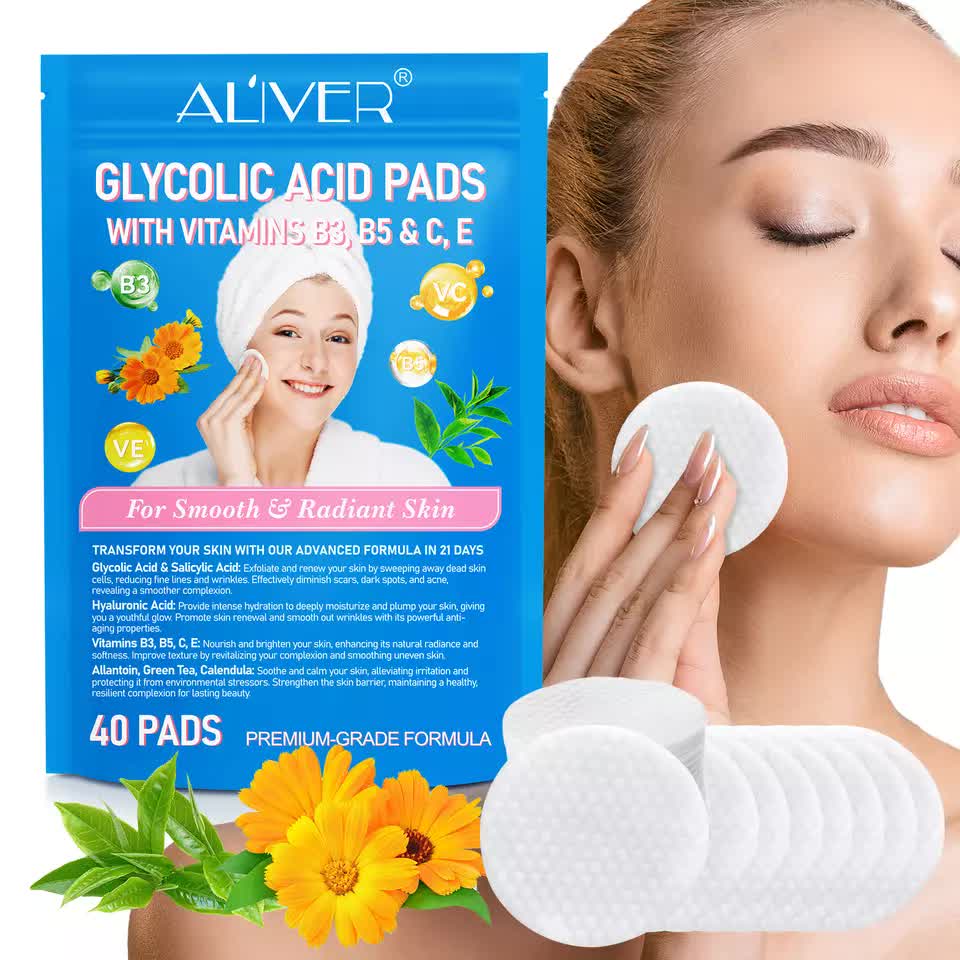 ALIVER Glycolic Acid Pads with Vitamins B3, B5 & C, E | 40 Pads