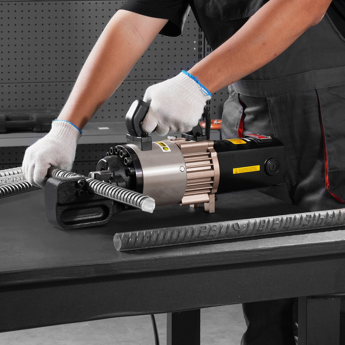 Electric Hydraulic Rebar Cutter | 2000W Cuts up to 28mm (1.1")