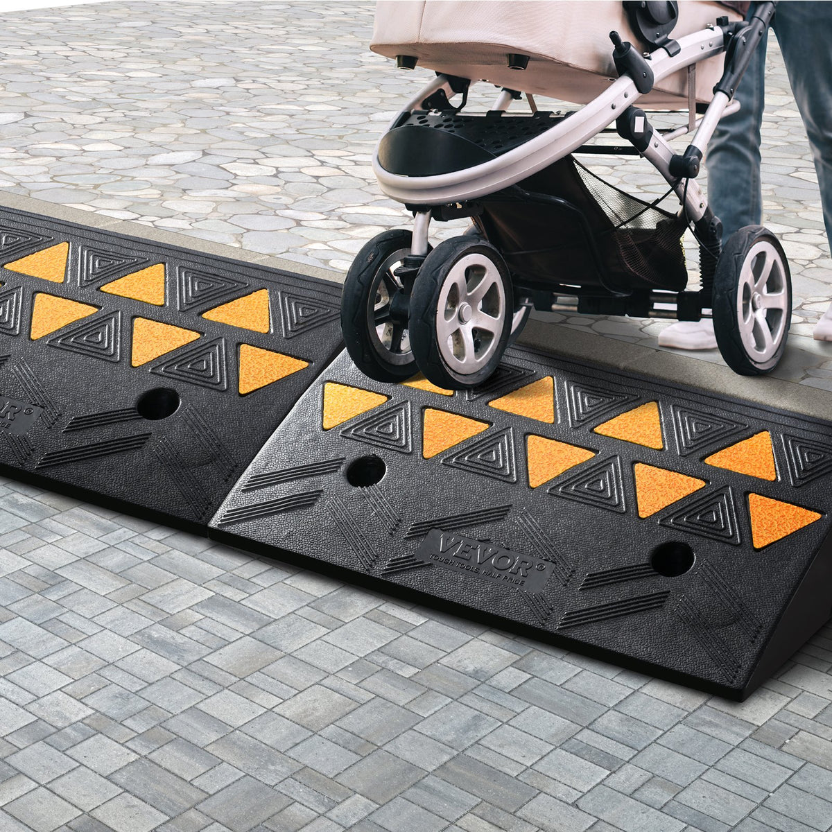 Rubber Curb Ramp 2 Pack | 11cm Rise Height | Heavy Duty 15 Ton Load Capacity | Driveway Threshold Ramps with Grid Structure | For Cars, Wheelchairs, Bikes & Motorcycles