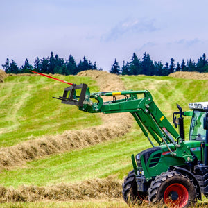 Hay Spear Bale Spike | 49" with 2 Stabilizers | 726kg Load Capacity Tractor Loader Attachment