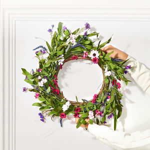 Decorative Wreath | 55cm Pink & Green Daisies | Year-Round Decor