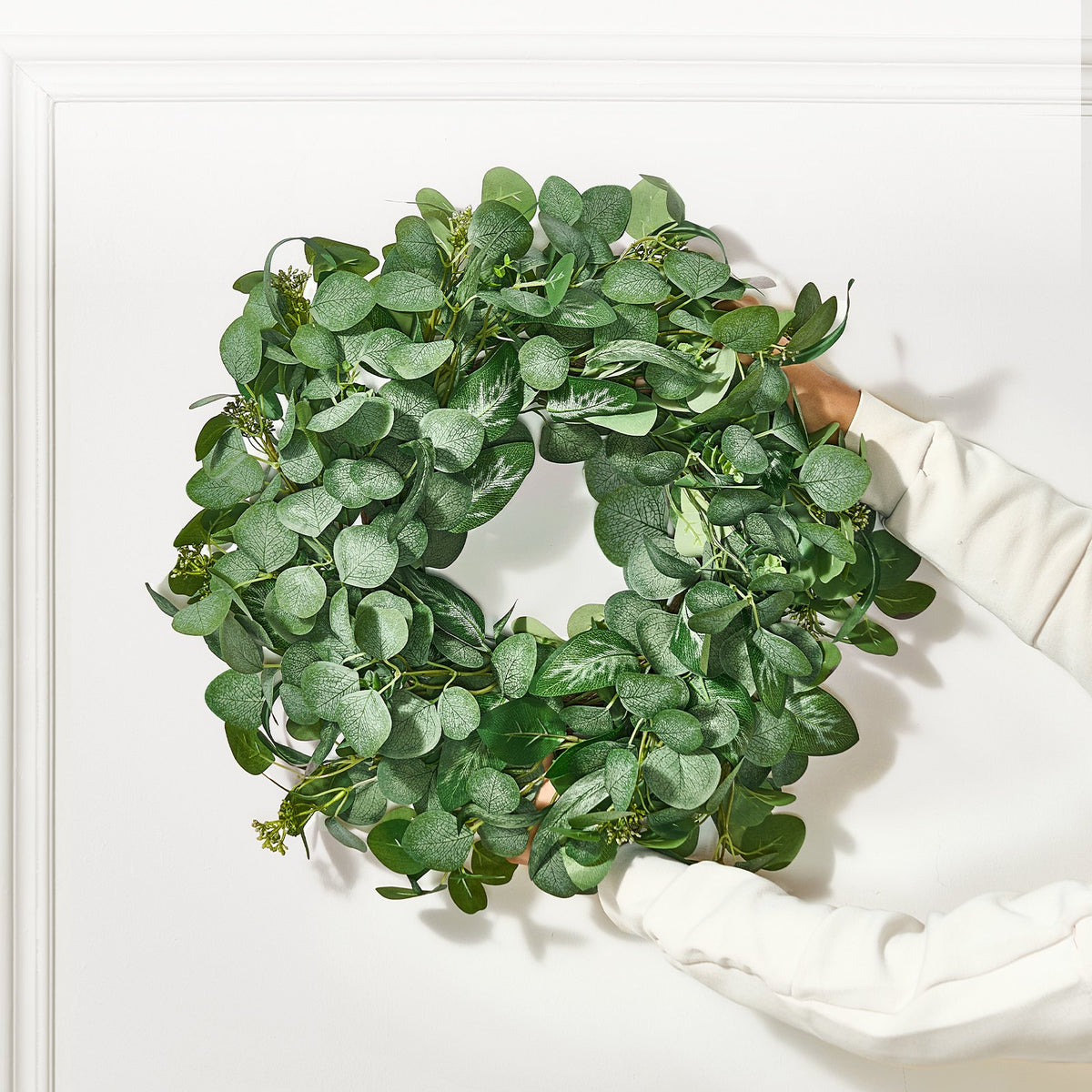 Decorative Wreath | 66cm Green Eucalyptus Leaves | Year-Round Home Decor