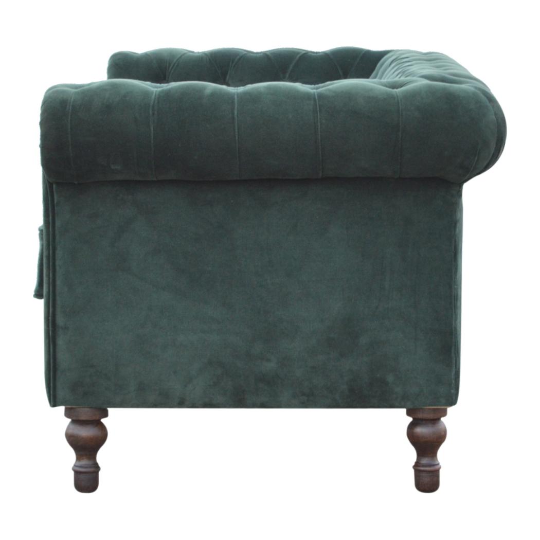 Emerald Green Velvet Chesterfield Bench | Distinctive Detail | Versatile Home Furniture