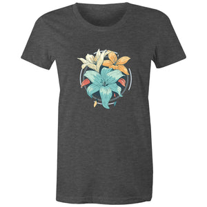 Women's Lily Flowers T-shirt