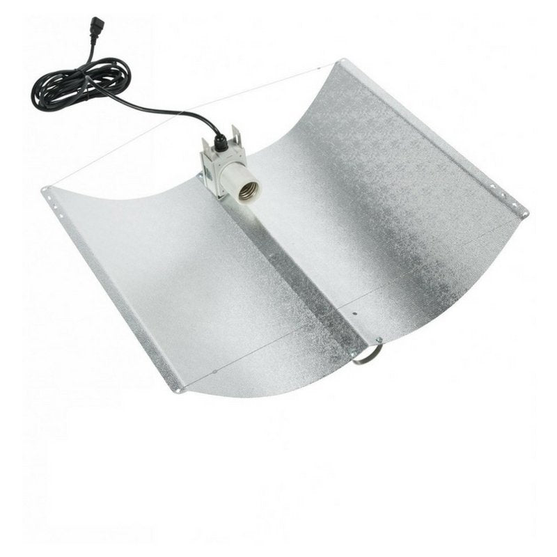 Avenger Adjusta Wing Reflector With Lamp Holder - 100 X 70cm