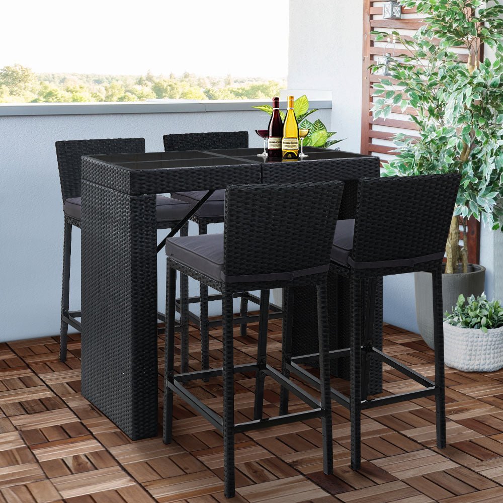 Family Outdoor Dining Set - Chairs + Table