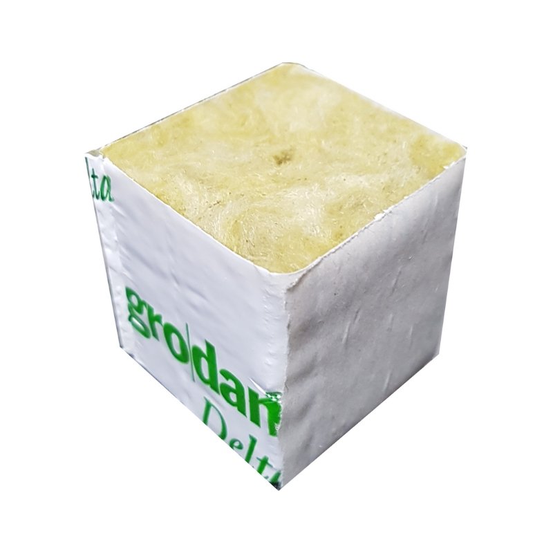 Grodan Rock Wool Cubes With Holes - 4 X 4 X 4cm