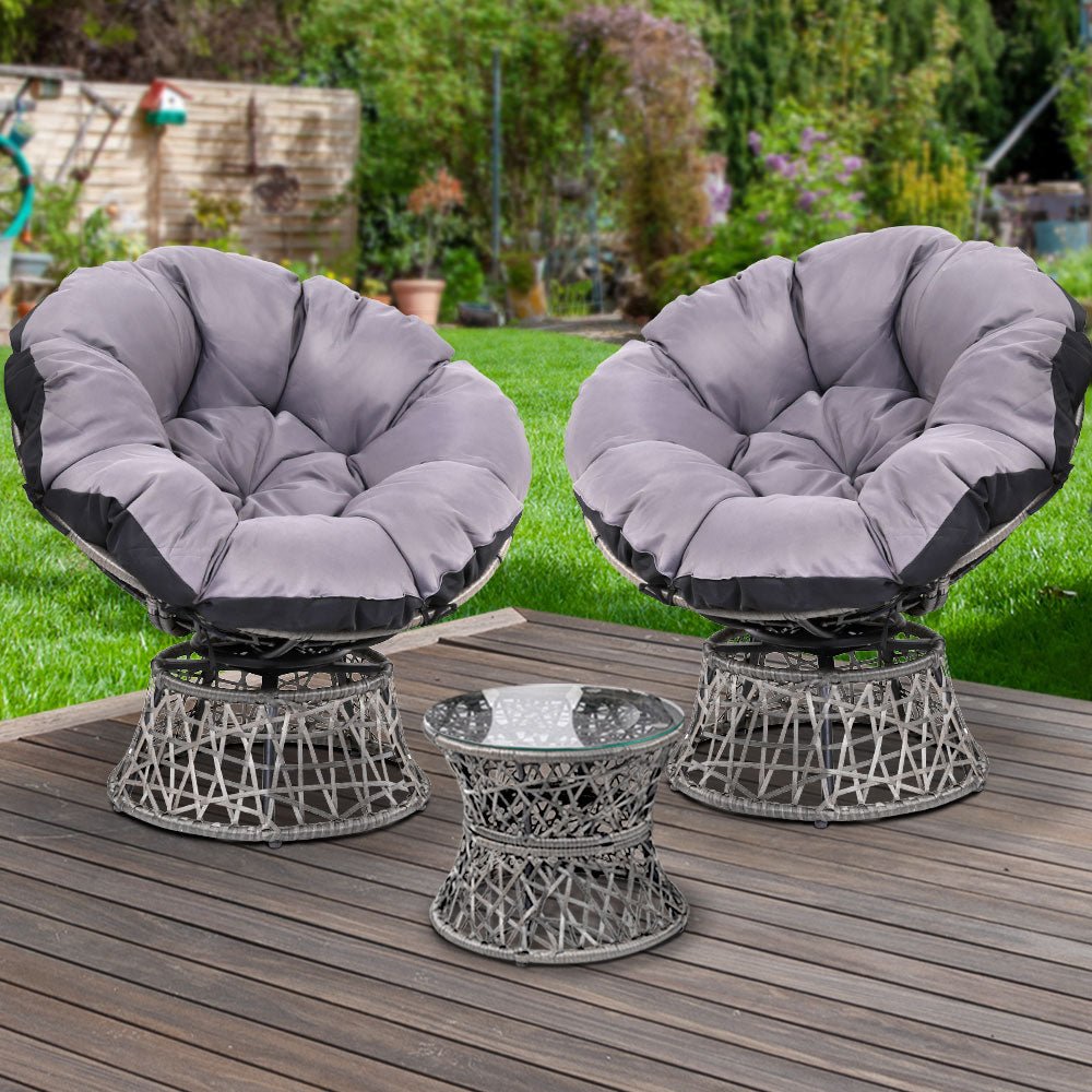 Comfy Egg Pod Patio Chairs