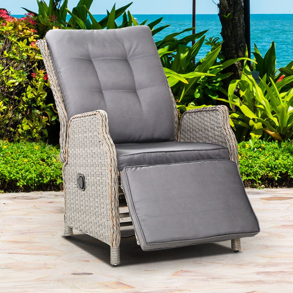 Outdoor Recliner Chair For Patio / Pool Area