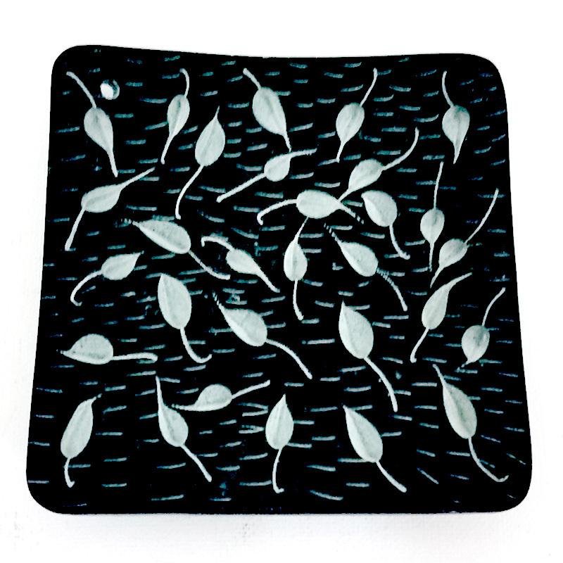 Square Black Stone Ash Catcher - Leaves Print