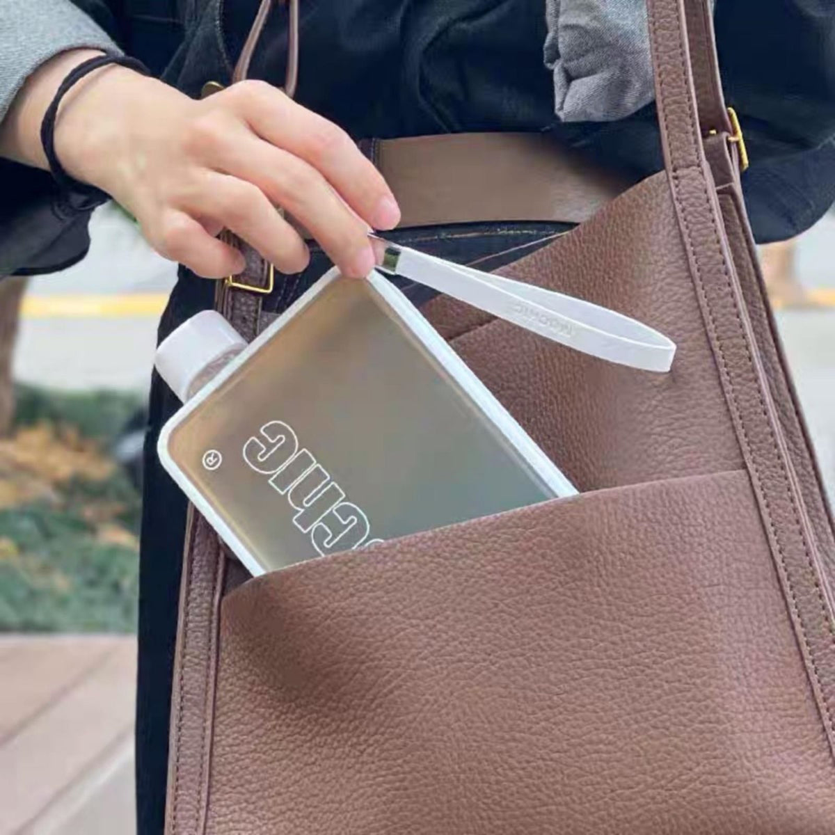 Flat Water Bottle for Warm Drinks (White)