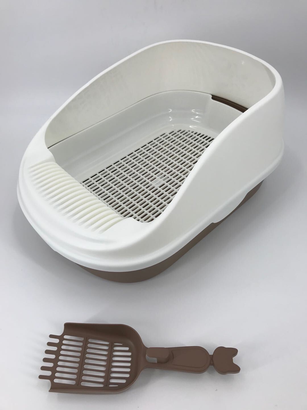 Large Portable Cat Toilet Litter Box Tray with Scoop and Grid Tray | Brown