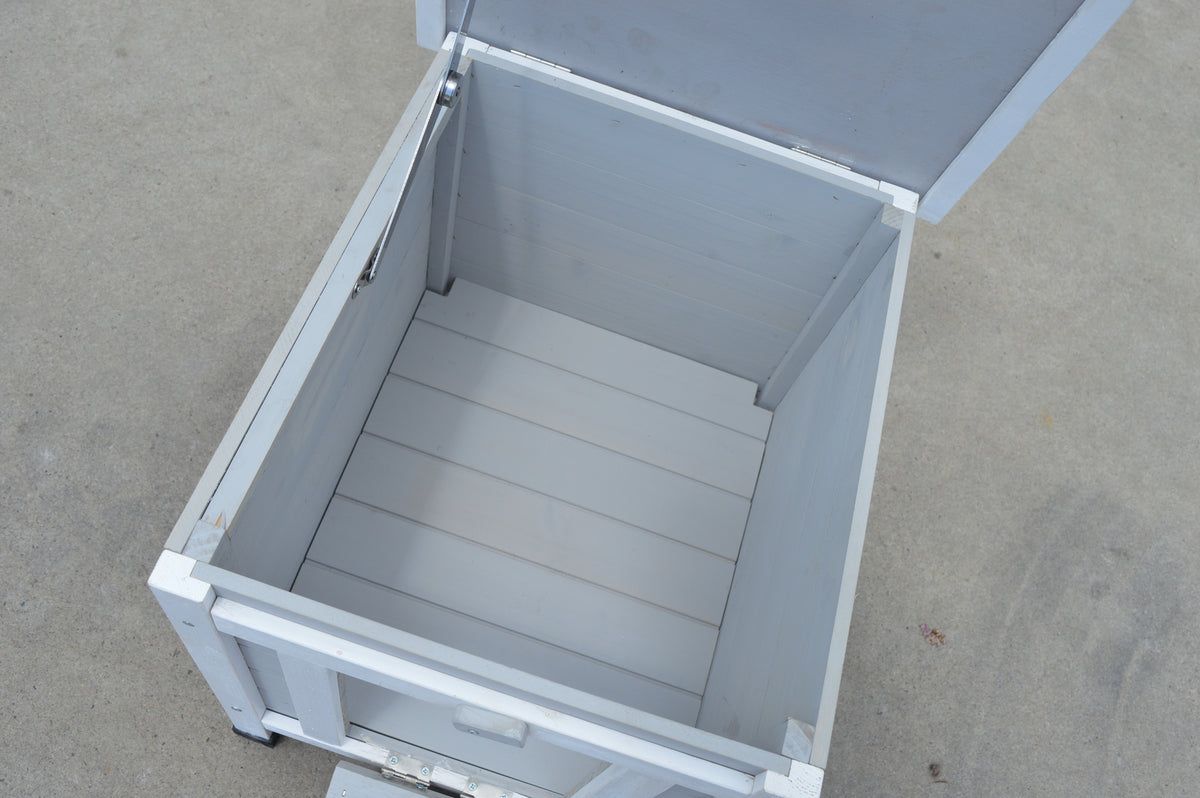 Small Grey Chicken Coop/Rabbit Hutch/Ferret Cage/Guinea Pig & Cat Nesting Box